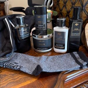 B&BW Men’s Noir 7-Piece Bundle